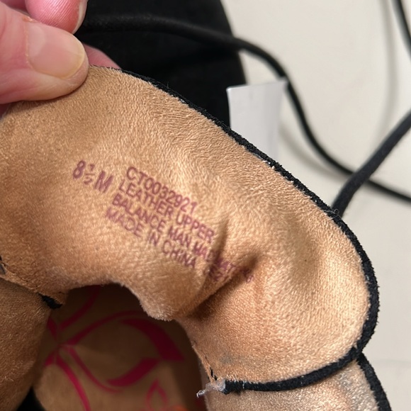 New!! Comfortiva Align Rebeca Full Suede Leather Size Zip Ankle Chuka Black Boot - Picture 16 of 16